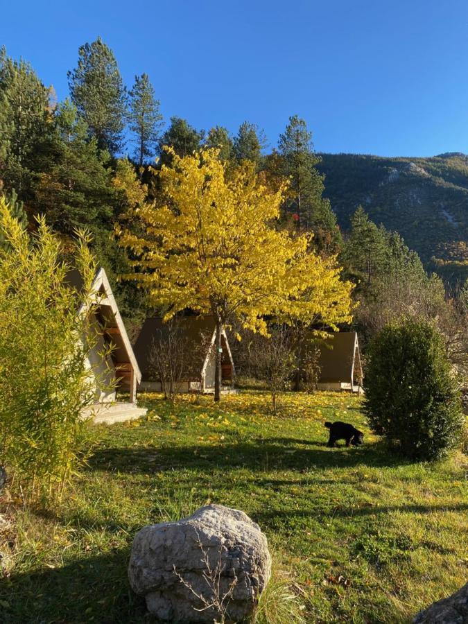 Camping Calme Et Nature Castellane Dış mekan fotoğraf