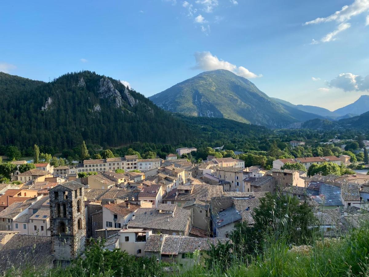 Camping Calme Et Nature Castellane Dış mekan fotoğraf
